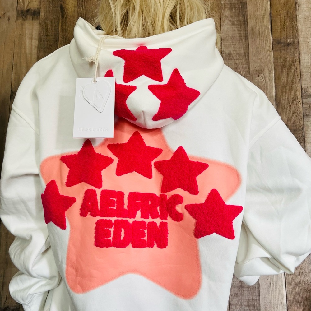 AELFRIC EDEN VINTAGE EMBROIDERY STAR HOODIE
COLOR WHITE